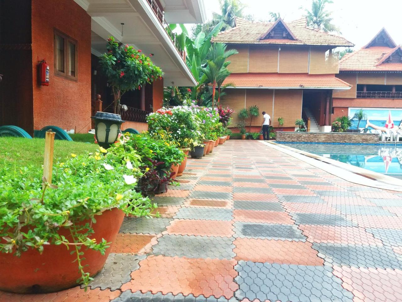 Nikhil Ayurvedic Heritage Hotel Varkala Luaran gambar