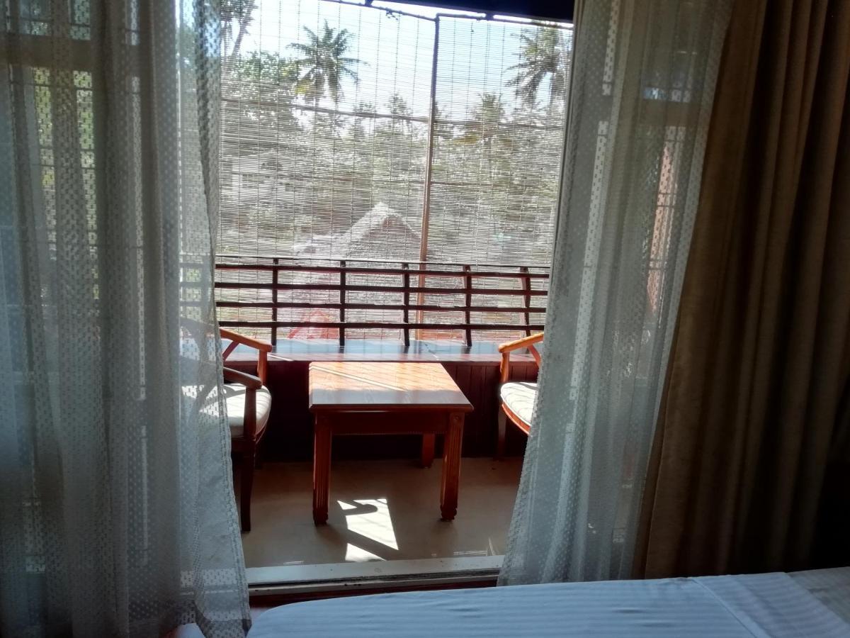 Nikhil Ayurvedic Heritage Hotel Varkala Luaran gambar